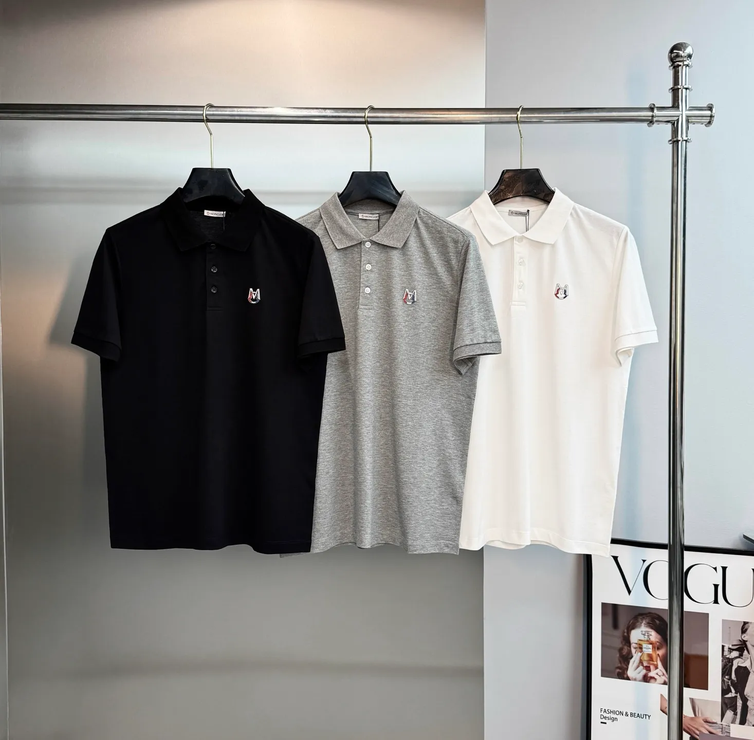 ⚜️Moncle* Classic Polo .New Arrival . Polo 230 ， . moncler Classic . . ！ . ！ ：Black.White.Gray.Sizes：M-3XL（S 4xl ） ❗️175/140 L